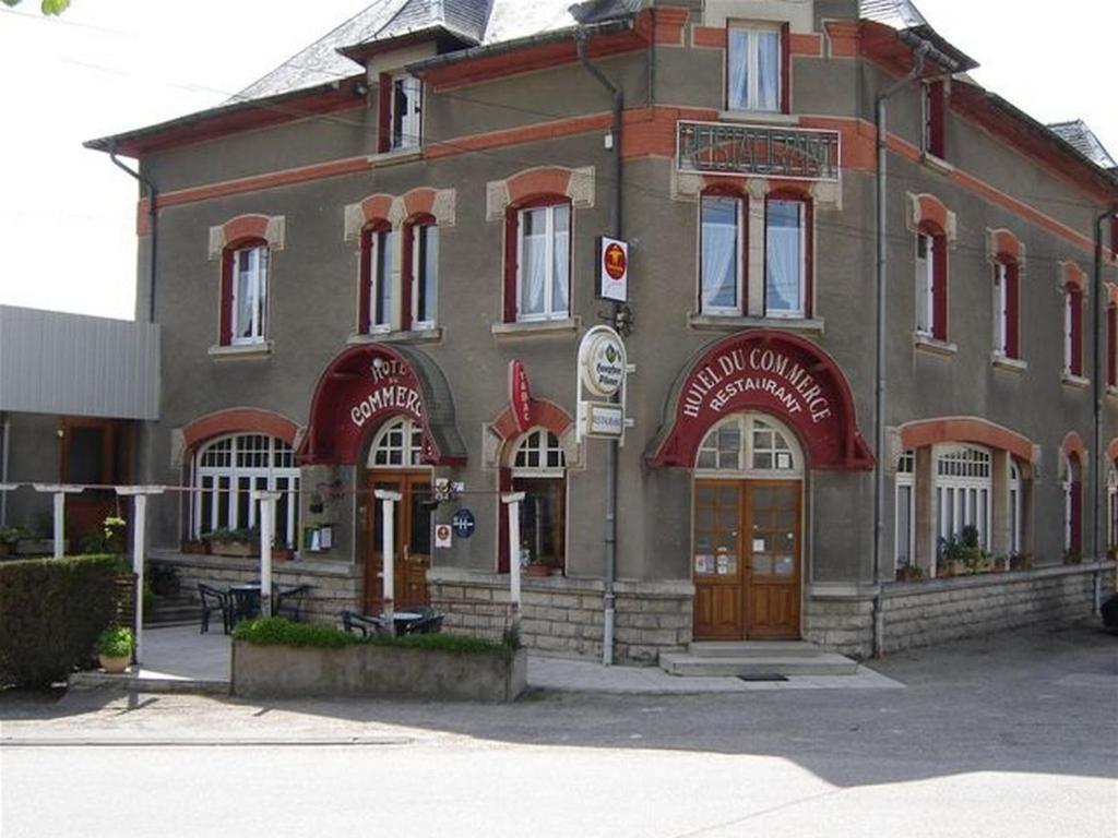 Hotel-Restaurant Du Commerce Aubréville Exterior foto